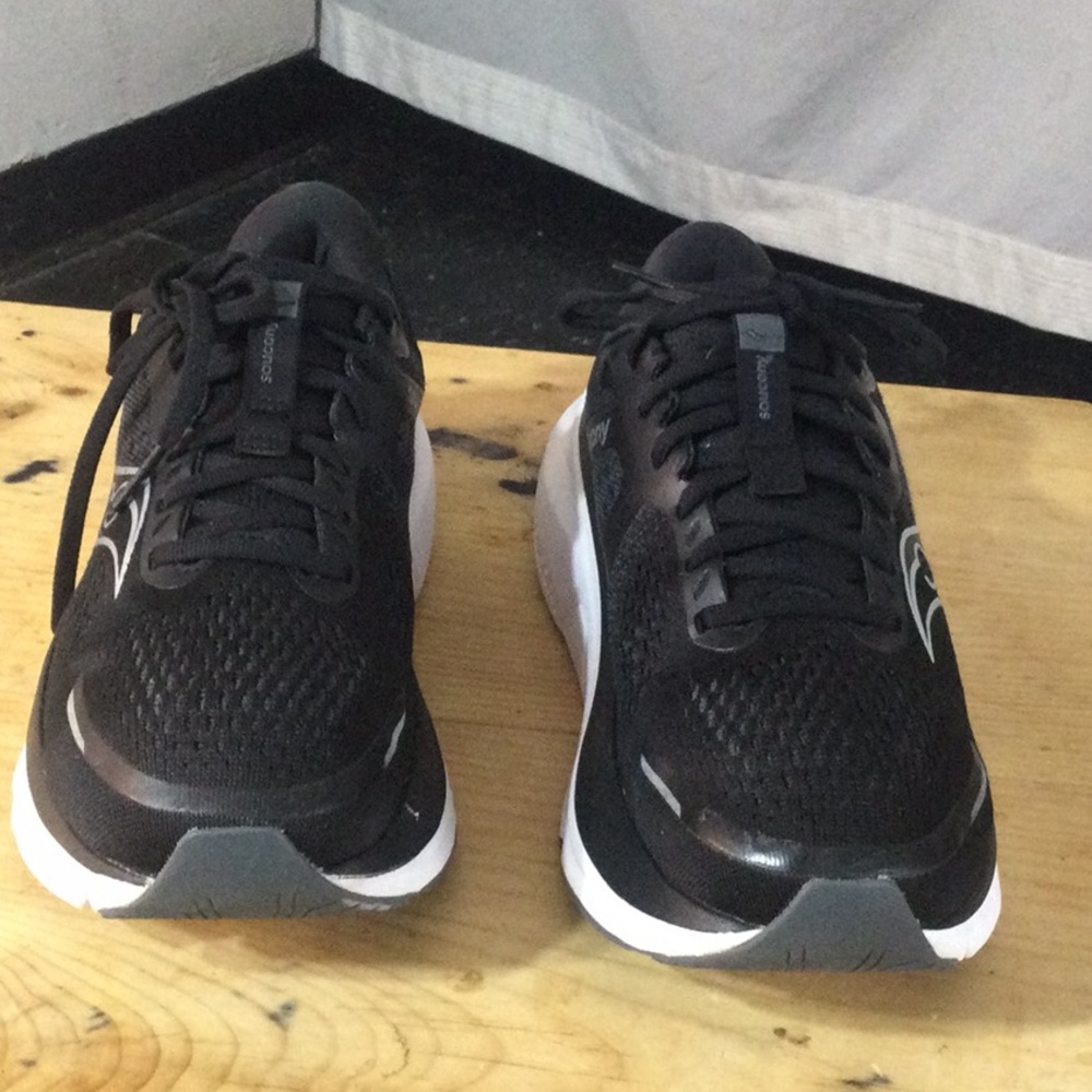 Men's Black Athletic Socks - No Brand Listed